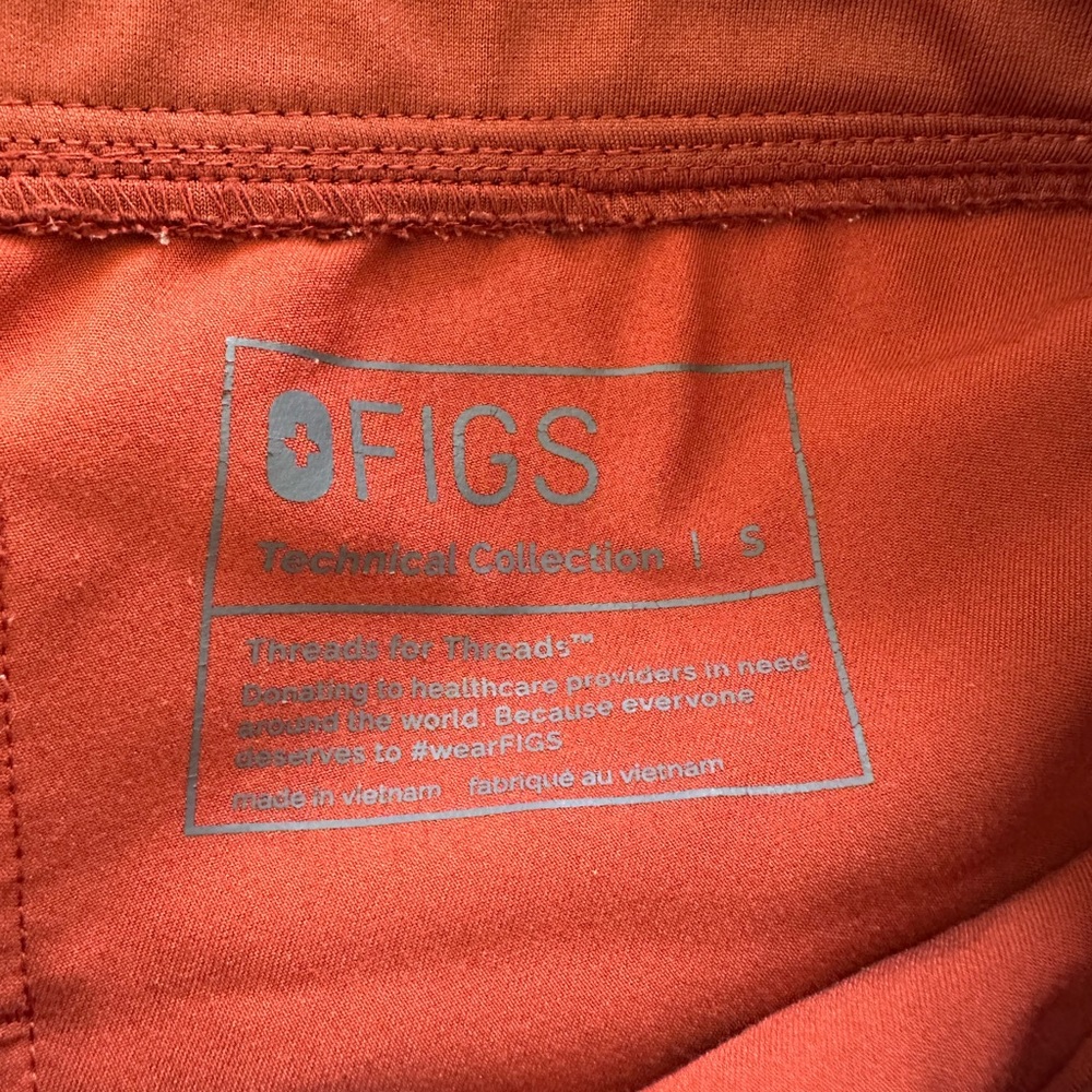 Figs Women’s Terracotta Scrub set - Picture 4 of 5
